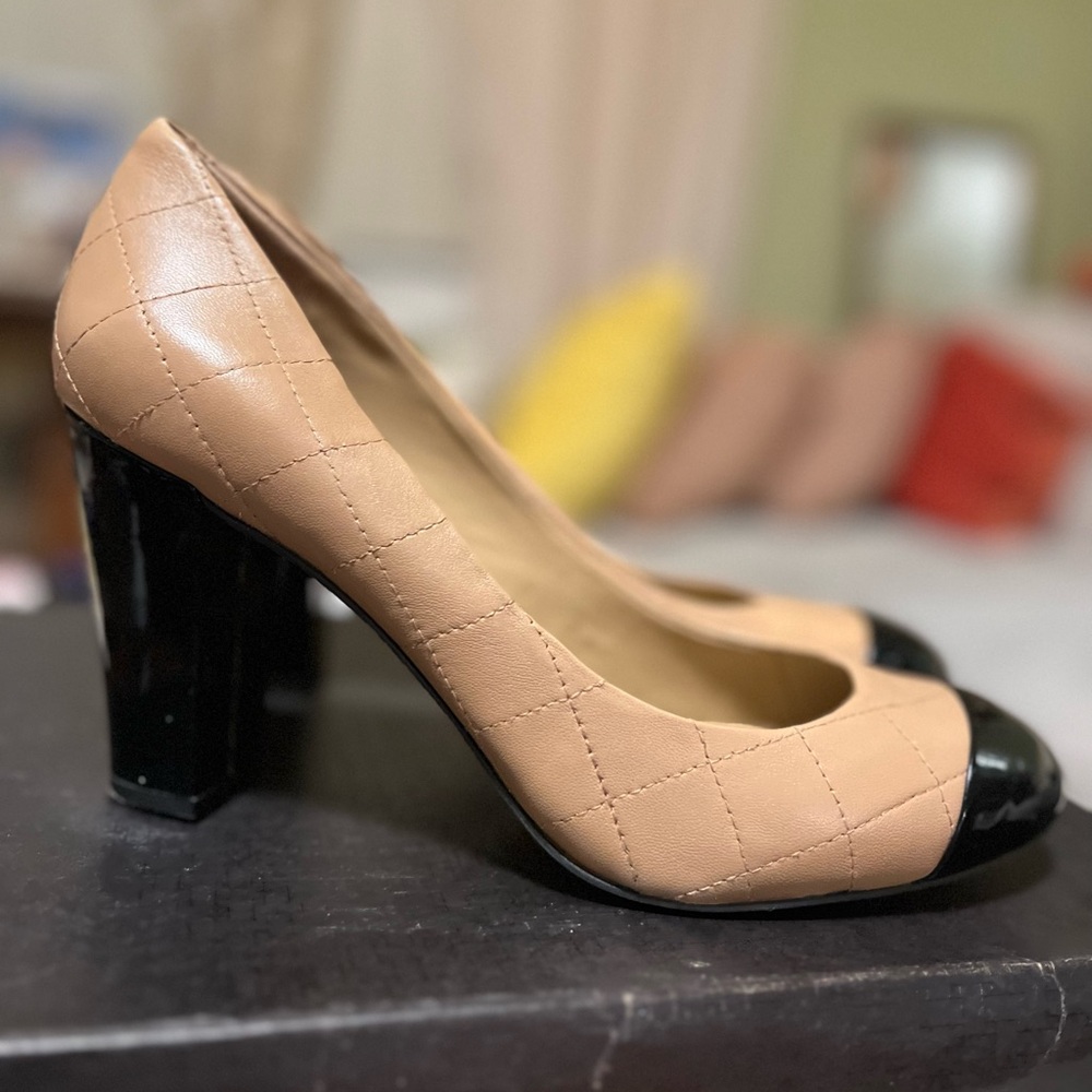 Ann Taylor Nude Pumps SZ 9.5